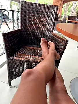 Jonypink10 online show from October 27, 2025, 1:12 pm