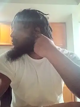 Snapshot of Longthickdick33 chatting on March 9, 2026, 4:27 am Longthickdick33 online show from March 9, 2026, 4:27 am