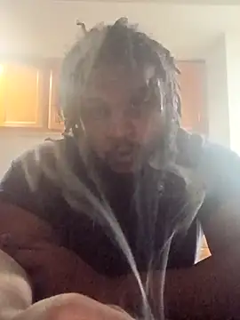 Snapshot of Longthickdick33 chatting on March 7, 2026, 4:41 am Longthickdick33 online show from March 7, 2026, 4:41 am