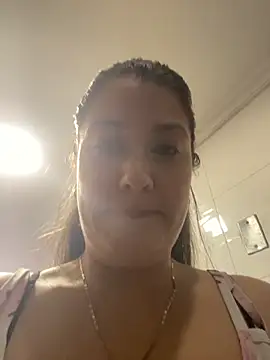 Snapshot of Abby-LS chatting on April 17, 2026, 10:01 pm Abby-LS online show from April 17, 2026, 10:01 pm