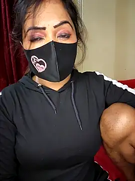 Hotbhabi305 online show from December 1, 2025, 4:52 pm