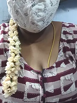 Snapshot of TAMIL_ELAKKIYA chatting on June 24, 2026, 12:53 am TAMIL ELAKKIYA online show from June 24, 2026, 12:53 am