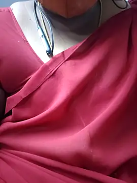 Snapshot of TAMIL_ELAKKIYA chatting on January 9, 2026, 5:31 pm TAMIL ELAKKIYA online show from January 9, 2026, 5:31 pm