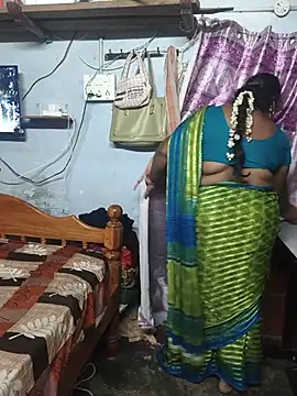 Snapshot of TAMIL_ELAKKIYA chatting on July 19, 2026, 3:53 pm TAMIL ELAKKIYA online show from July 19, 2026, 3:53 pm