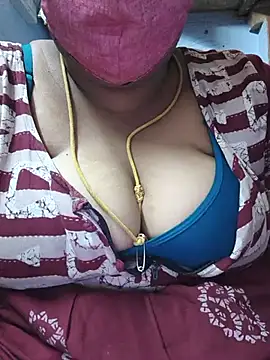 Snapshot of TAMIL_ELAKKIYA chatting on July 16, 2026, 6:54 am TAMIL ELAKKIYA online show from July 16, 2026, 6:54 am