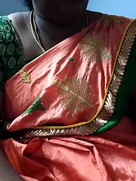 Snapshot of TAMIL_ELAKKIYA chatting on November 29, 2025, 8:25 am TAMIL ELAKKIYA online show from November 29, 2025, 8:25 am