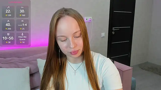 Snapshot of Bunny_Luvv chatting on October 8, 2025, 9:22 am Bunny Luvv online show from October 8, 2025, 9:22 am