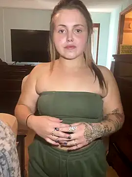 JuicyExxxperience online show from October 12, 2025, 8:54 pm