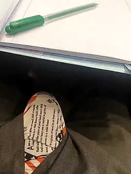 hotboy43339 online show from February 26, 2026, 8:47 am