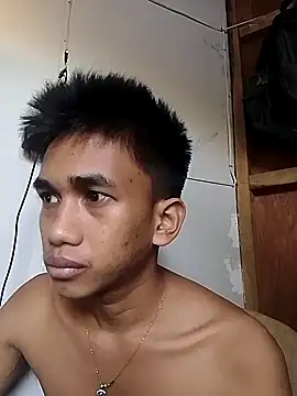 charlie0728 online show from October 3, 2025, 11:28 pm