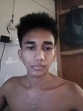 charlie0728 online show from October 4, 2025, 11:34 am