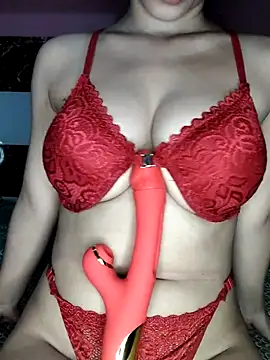 pihu099 online show from September 12, 2025, 9:53 am