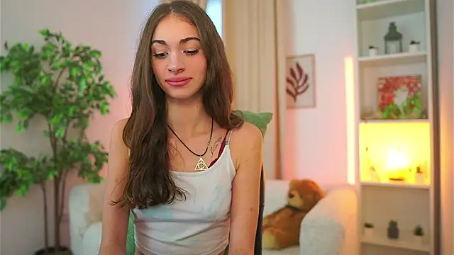 Snapshot of Sophie__Nice chatting on October 2, 2025, 1:36 pm Sophie Nice online show from October 2, 2025, 1:36 pm