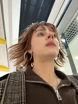 Only April online show from November 5, 2025, 11:13 am