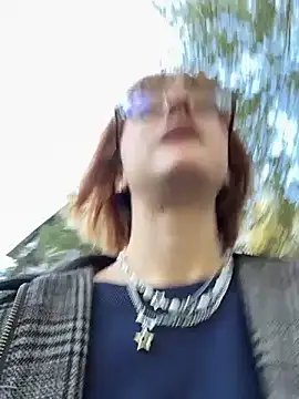 Only April online show from September 29, 2025, 9:27 am