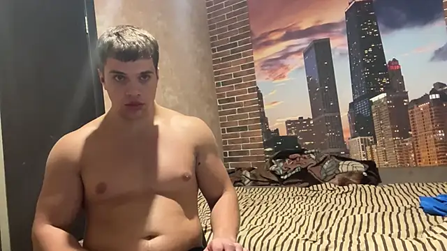 Snapshot of MusclePhantom chatting on September 13, 2025, 10:54 pm MusclePhantom online show from September 13, 2025, 10:54 pm
