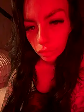 Snapshot of BELLABLACKXUK chatting on November 13, 2025, 10:13 pm BELLABLACKXUK online show from November 13, 2025, 10:13 pm