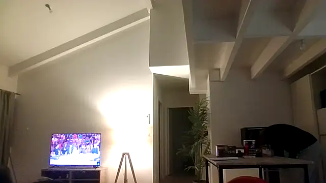 Snapshot of Twooseul chatting on February 10, 2026, 7:57 pm Twooseul online show from February 10, 2026, 7:57 pm