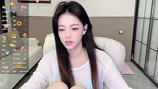 Snapshot of Sandy_Uu chatting on October 5, 2025, 5:20 am Sandy Uu online show from October 5, 2025, 5:20 am