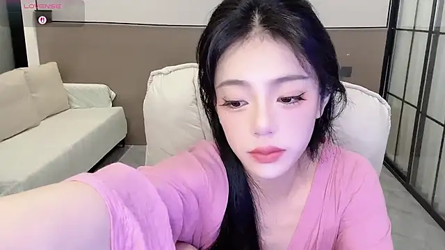 Snapshot of Sandy_Uu chatting on September 17, 2025, 5:31 am Sandy Uu online show from September 17, 2025, 5:31 am