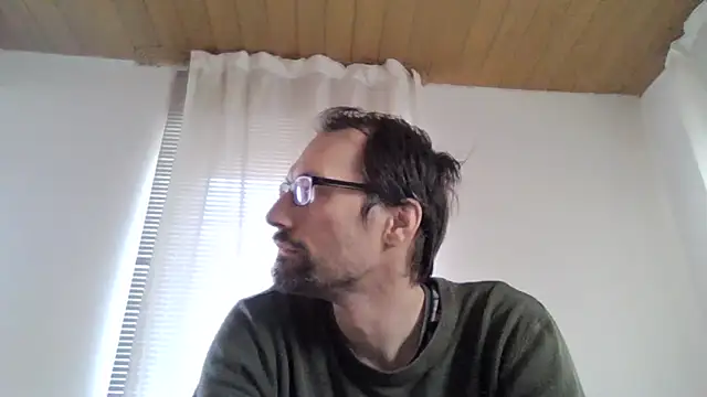 Snapshot of XLBarehengst chatting on September 29, 2025, 7:15 am XLBarehengst online show from September 29, 2025, 7:15 am