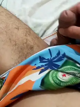 Maniasefetiches online show from March 8, 2026, 7:50 pm