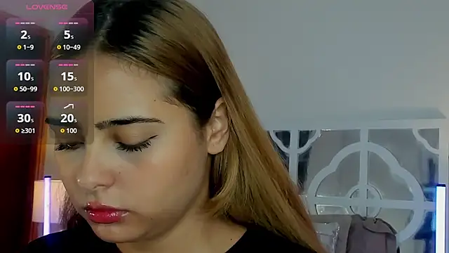 MikaelaStone online show from December 2, 2025, 12:07 pm