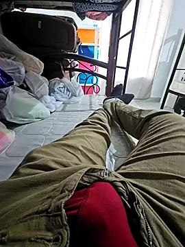 fena-sikerimmm online show from December 22, 2025, 1:11 pm