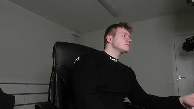 Snapshot of Richard_Dullas chatting on February 18, 2026, 8:27 pm Richard Dullas online show from February 18, 2026, 8:27 pm