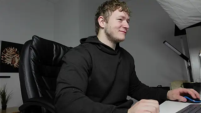 Richard Dullas online show from October 5, 2025, 5:31 am