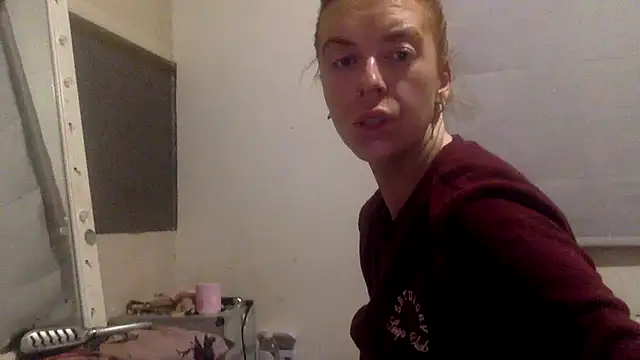 Bellababexox online show from June 6, 2026, 12:27 am