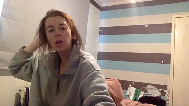Bellababexox online show from June 20, 2026, 3:28 pm