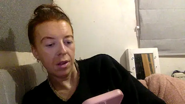 Bellababexox online show from May 26, 2026, 6:00 am