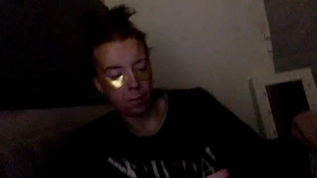 Bellababexox online show from May 15, 2026, 5:38 am