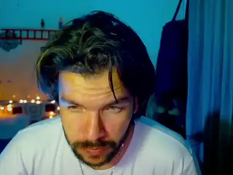 cortelioni massimo  online show from February 6, 2026, 12:17 am