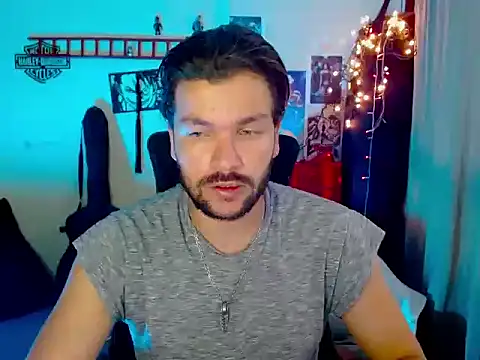 Snapshot of cortelioni_massimo_ chatting on November 20, 2025, 8:42 pm cortelioni massimo online show from November 20, 2025, 8:42 pm