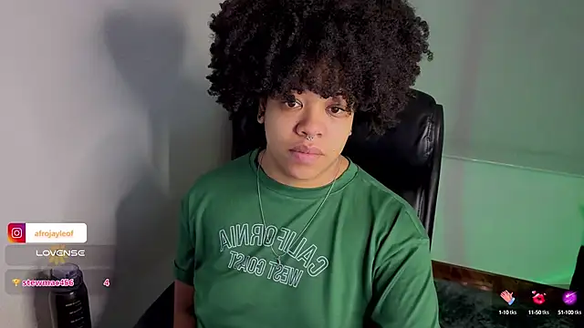 Snapshot of afro_jayleof chatting on September 14, 2025, 12:33 am afro jayleof online show from September 14, 2025, 12:33 am