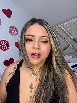 Snapshot of ashley-swift- chatting on February 25, 2026, 7:19 am ashley-swift- online show from February 25, 2026, 7:19 am