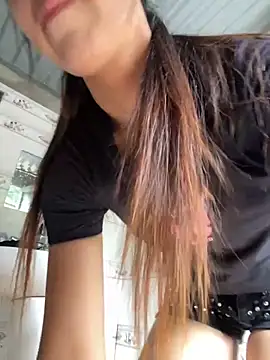Snapshot of Huong-Ly chatting on September 21, 2025, 8:08 am Huong-Ly online show from September 21, 2025, 8:08 am