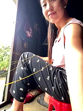 Snapshot of Huong-Ly chatting on September 23, 2025, 1:34 am Huong-Ly online show from September 23, 2025, 1:34 am