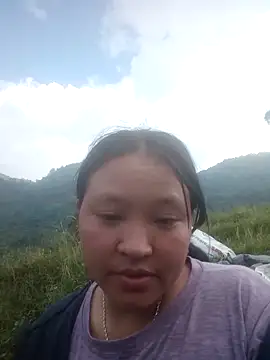 Snapshot of MuiNay chatting on September 15, 2025, 9:21 am MuiNay online show from September 15, 2025, 9:21 am