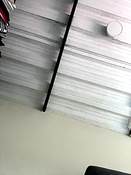 jordan 422 online show from December 2, 2025, 7:04 pm