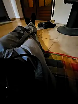 Snapshot of Stingles chatting on February 28, 2026, 10:09 pm Stingles online show from February 28, 2026, 10:09 pm