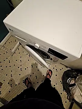 Stingles online show from April 3, 2026, 10:05 pm