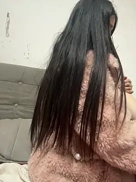 Snapshot of crhong666 chatting on March 4, 2026, 1:13 am crhong666 online show from March 4, 2026, 1:13 am