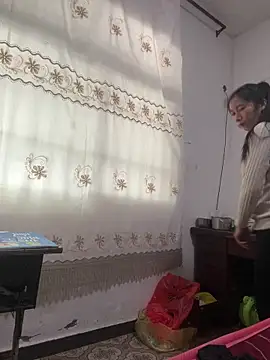 Snapshot of crhong666 chatting on March 7, 2026, 1:12 am crhong666 online show from March 7, 2026, 1:12 am