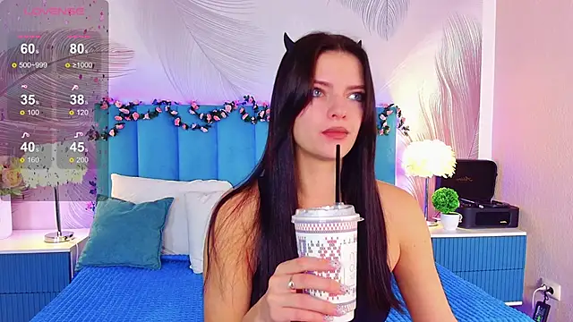 kimberlyy77 online show from October 22, 2025, 6:35 am