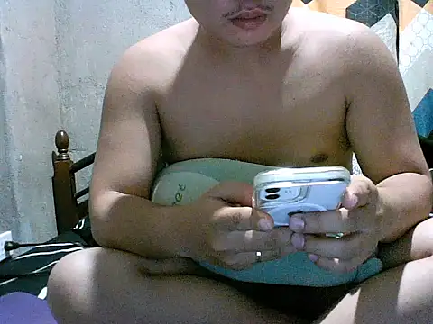 alhex gay26 online show from April 26, 2026, 2:14 pm