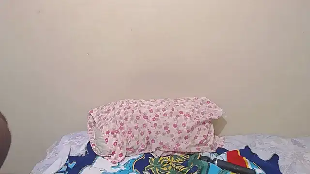 Snapshot of Blackberry96_ chatting on October 8, 2025, 10:21 pm Blackberry96 online show from October 8, 2025, 10:21 pm