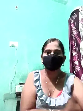 Snapshot of Naina_telugu_ chatting on October 24, 2025, 5:23 pm Naina telugu online show from October 24, 2025, 5:23 pm